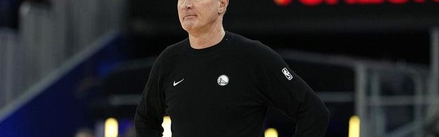 科尔：我们不会宣称自己与雷霆同等级别 但季后赛一切皆有可能